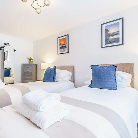 Pannett Place *